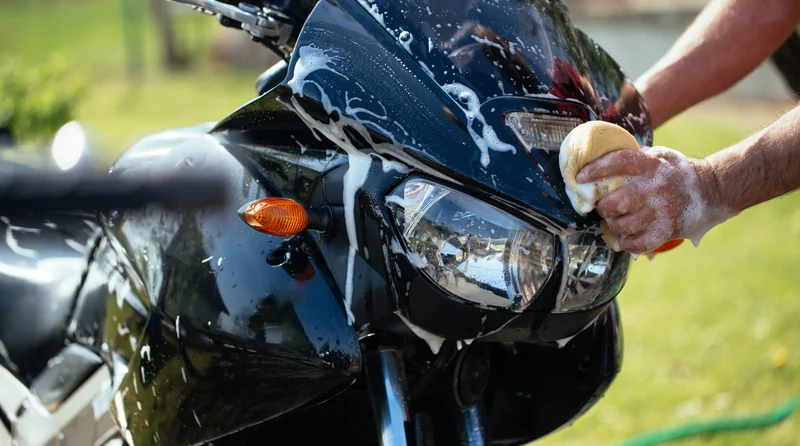 Förberedelser inför Tvätt av motorcykel eller moped